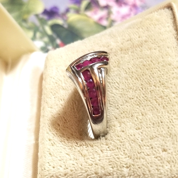 Art Deco 1.25cts Burmese Ruby Ring - Picture 2 of 8